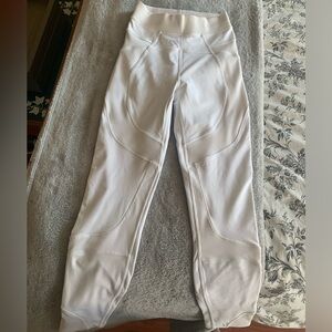 Lululemon - White limited edition leggings - 4US